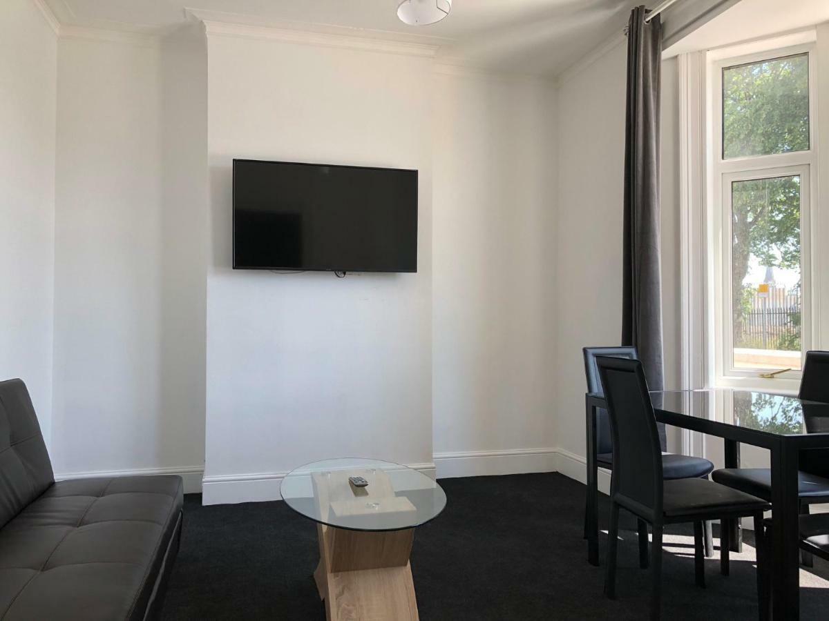 Glasgow Airport Holiday Home 페이즐리 외부 사진